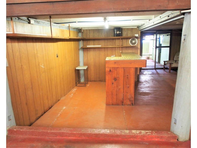 190 CHURCHILL STREET, Childers QLD 4660