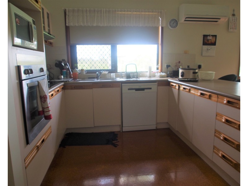 18 RANKIN STREET, Howard QLD 4659