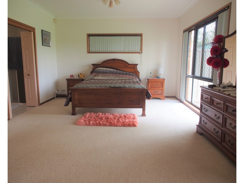 18 RANKIN STREET, Howard QLD 4659