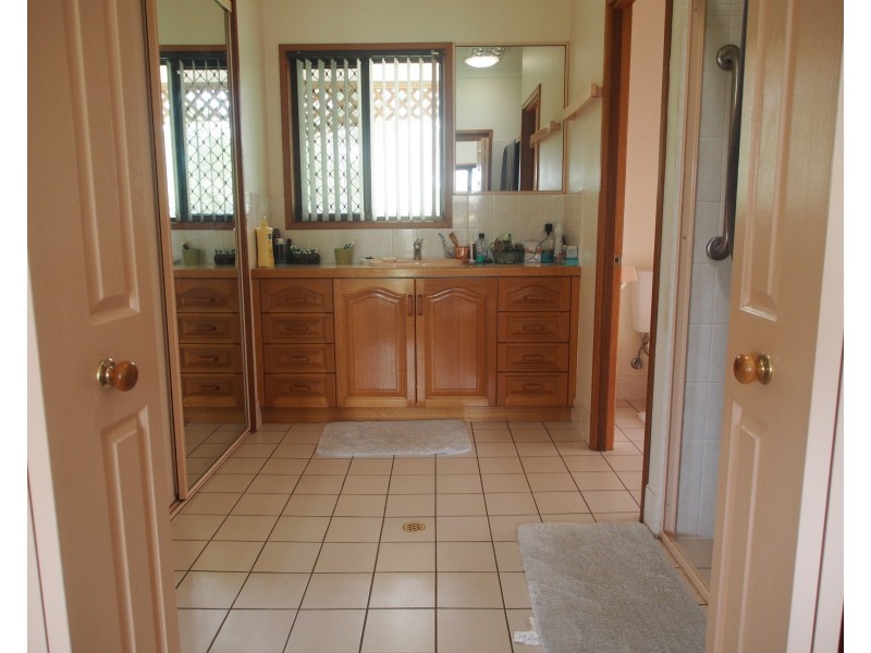 18 RANKIN STREET, Howard QLD 4659