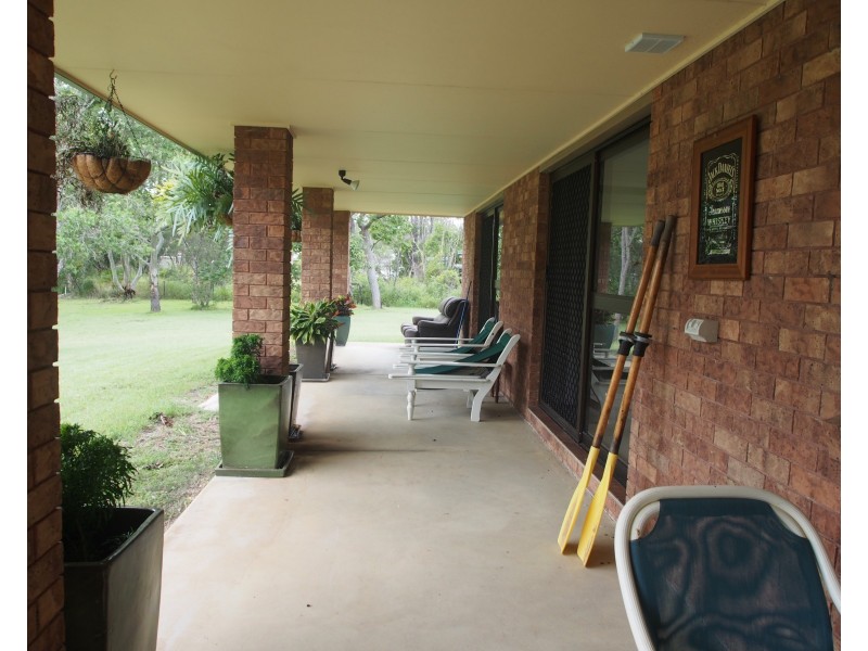 9 ISLAND CLOSE, Pacific Haven QLD 4659