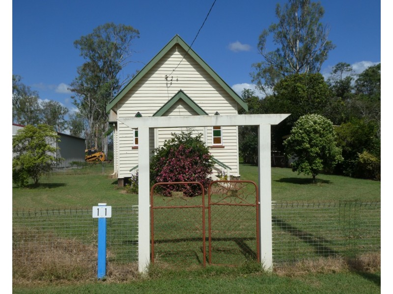 11 Main Street, Coalstoun Lakes QLD 4621