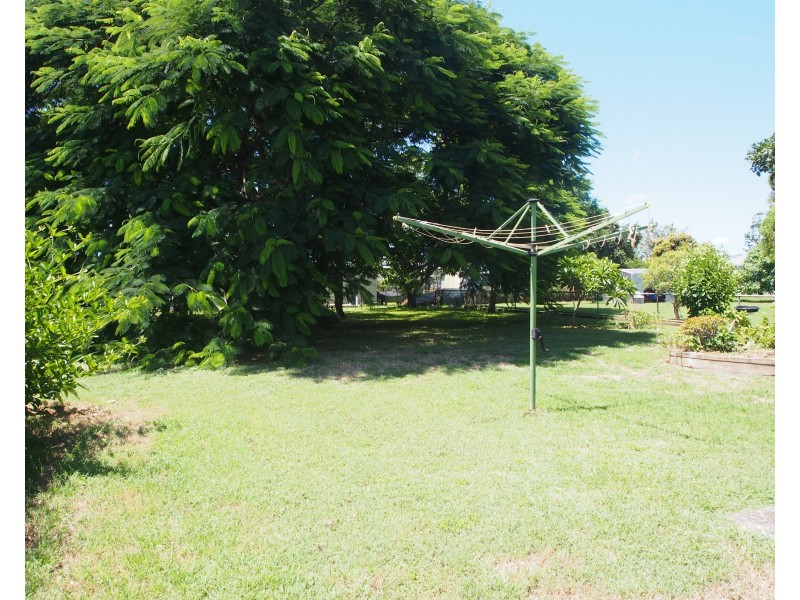 13 KIMBER STREET, Biggenden QLD 4621