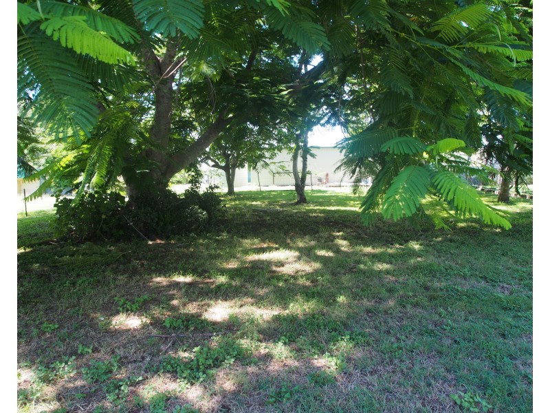 13 KIMBER STREET, Biggenden QLD 4621