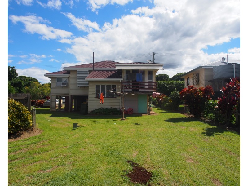 25 WEST STREET, Childers QLD 4660