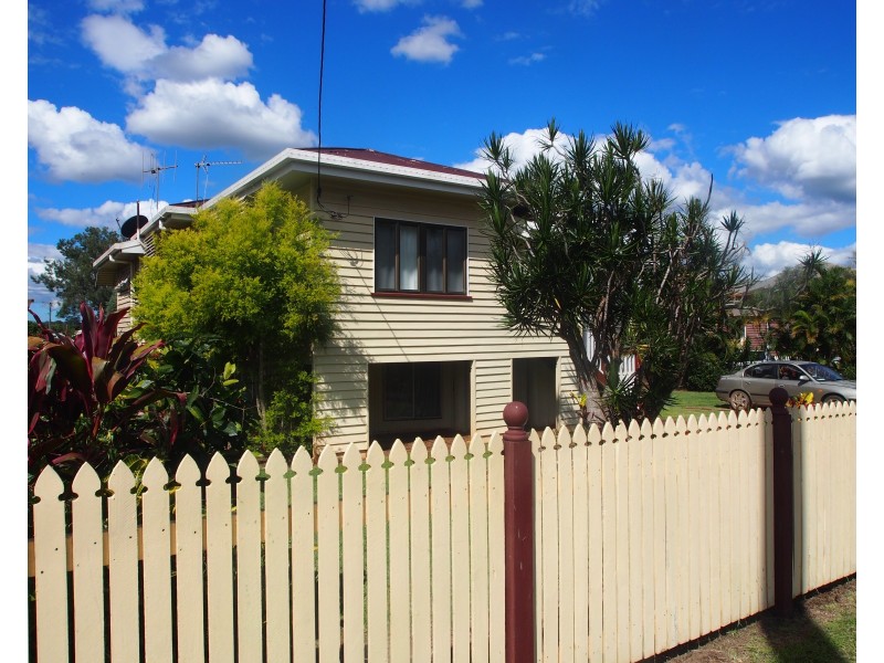 25 WEST STREET, Childers QLD 4660
