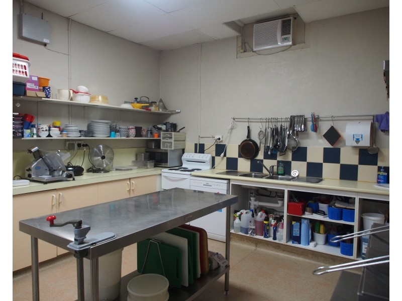 84 CHURCHILL STREET, Childers QLD 4660