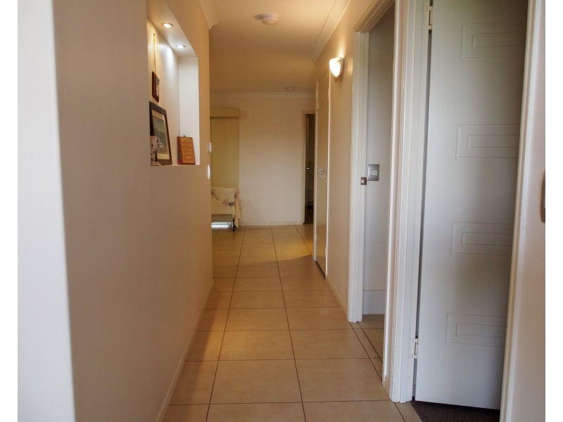 3/40 MACROSSAN STREET, Childers QLD 4660