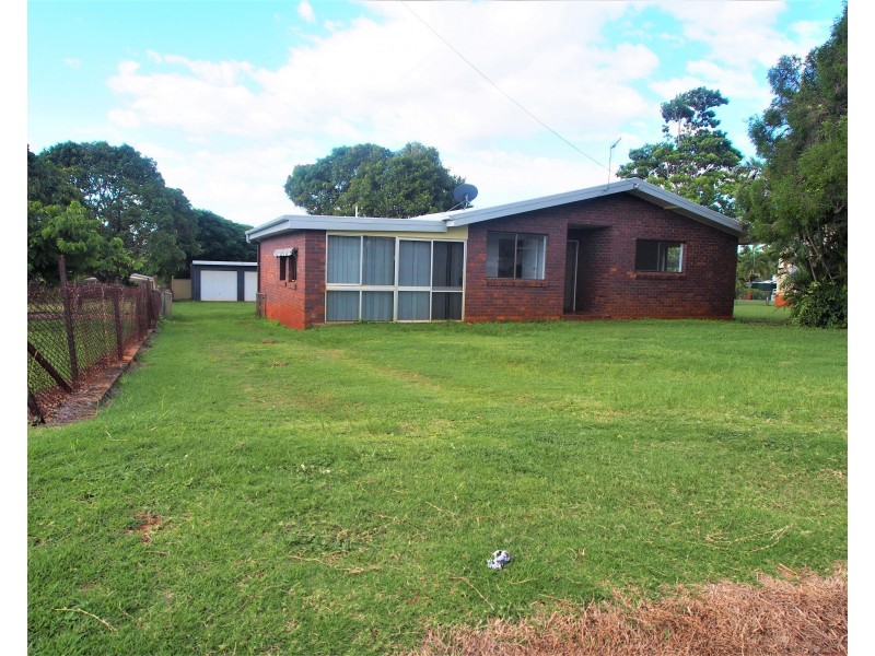 9 Hinkler Street, Childers QLD 4660