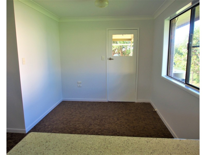 9 Hinkler Street, Childers QLD 4660