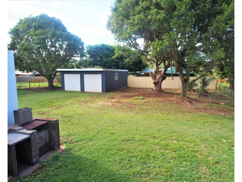 9 Hinkler Street, Childers QLD 4660