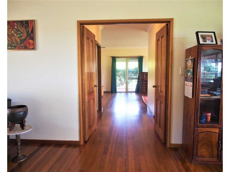 28986 BRUCE HIGHWAY, Childers QLD 4660