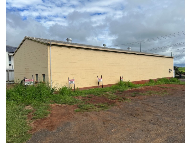 19 MACROSSAN STREET, Childers QLD 4660