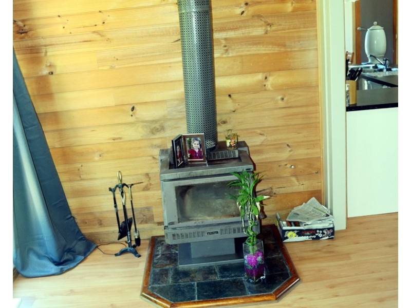 98-100 Capper Street, Gayndah QLD 4625