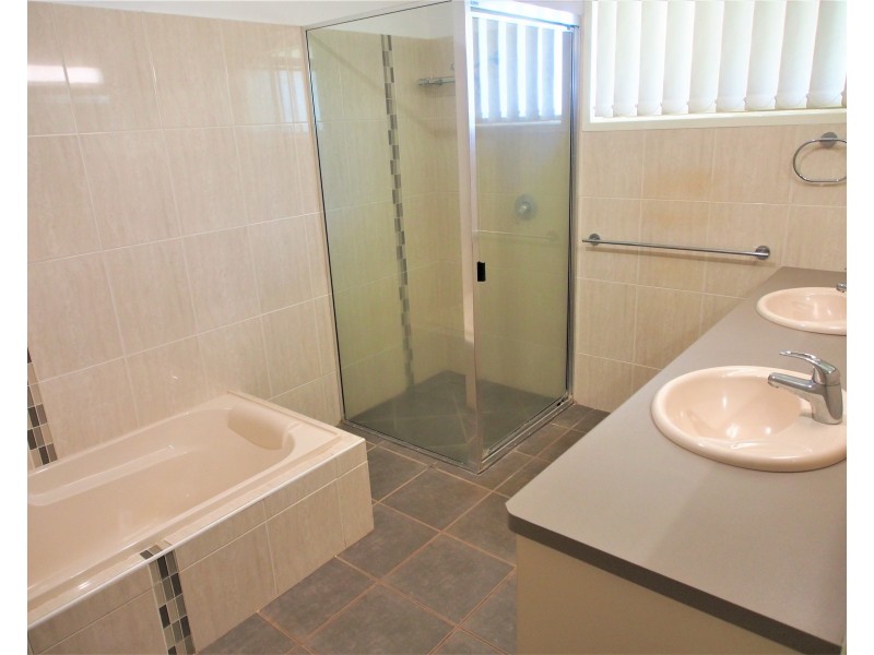 2 Gaydon Street, Childers QLD 4660