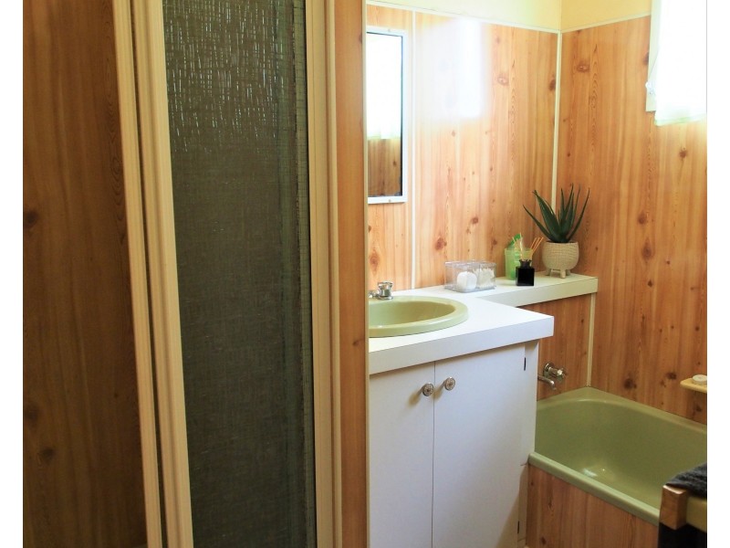 130 Gentle Annie Road, Apple Tree Creek QLD 4660