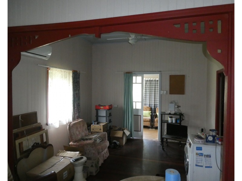 5 GEORGE STREET, Biggenden QLD 4621