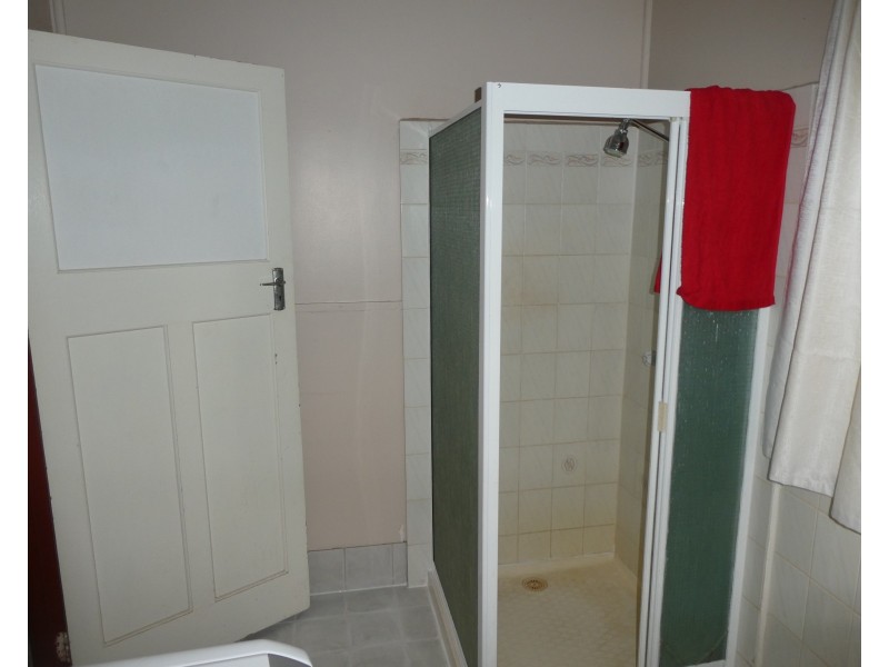 5 GEORGE STREET, Biggenden QLD 4621