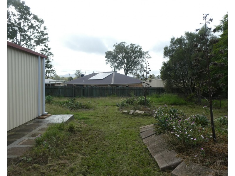 5 GEORGE STREET, Biggenden QLD 4621