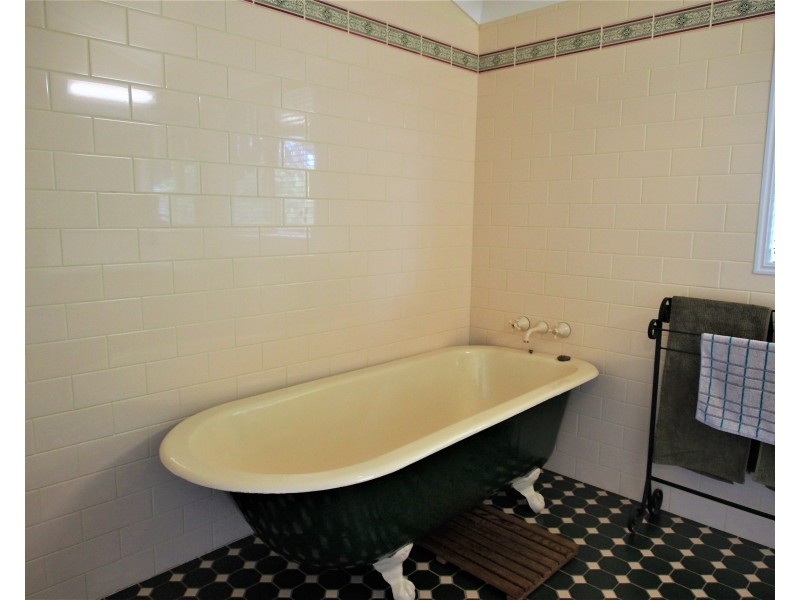 48 SMITHFIELD ROAD, South Isis QLD 4660