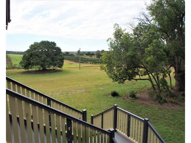 48 SMITHFIELD ROAD, South Isis QLD 4660