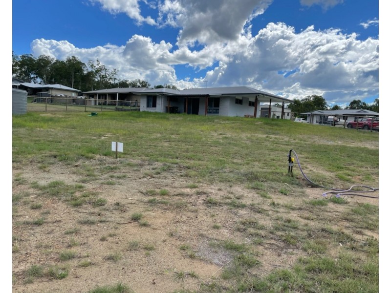 10 STRINGYBARK COURT, Apple Tree Creek QLD 4660