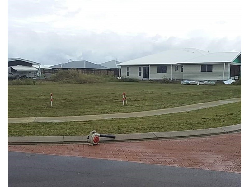 1 KNOX CT, Bargara QLD 4670