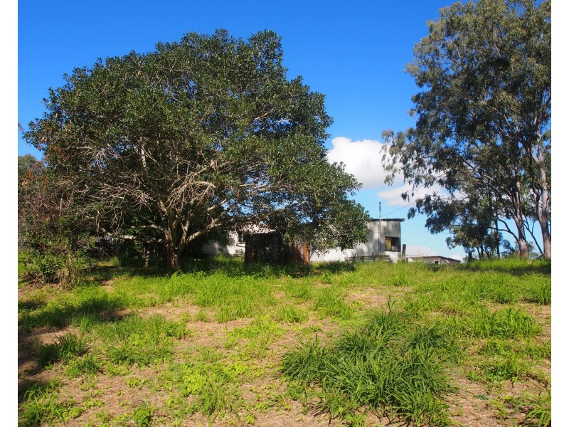 11 Main Street, Dallarnil QLD 4621