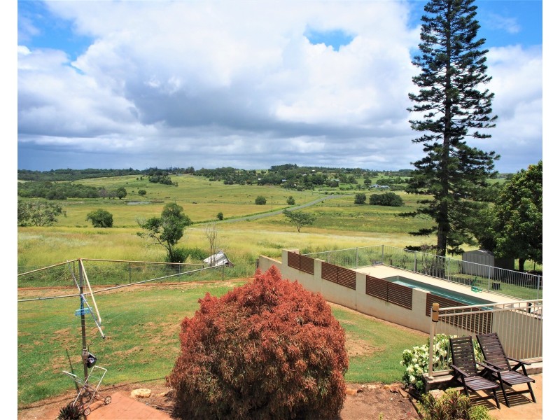 6 Harney Street, Childers QLD 4660