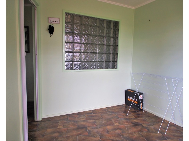 6 Harney Street, Childers QLD 4660