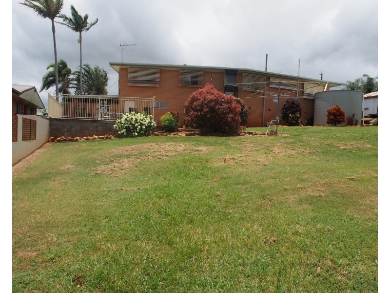 6 Harney Street, Childers QLD 4660