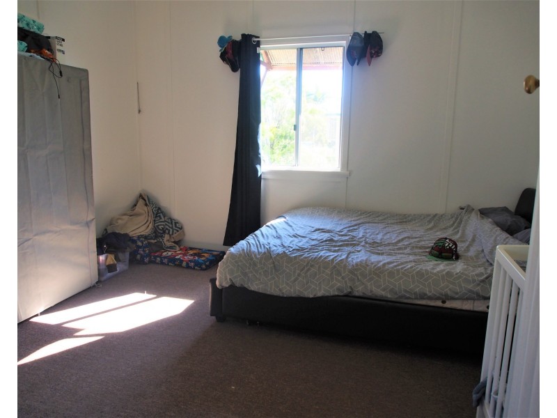 5 Churchill Street, Childers QLD 4660
