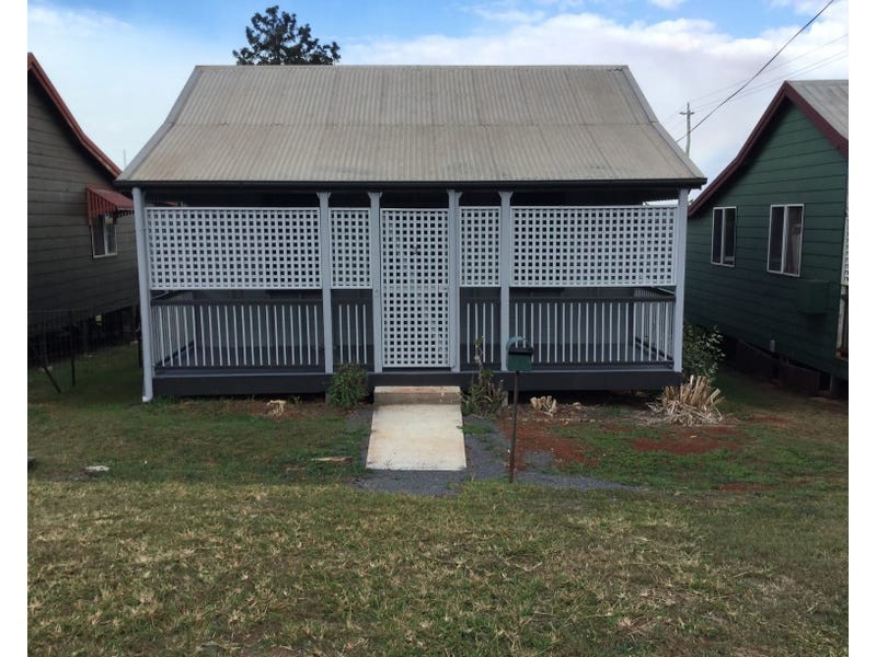 3/11 Queen Street, Childers QLD 4660