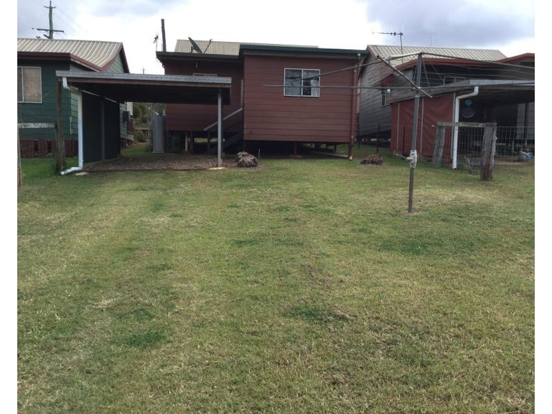 3/11 Queen Street, Childers QLD 4660