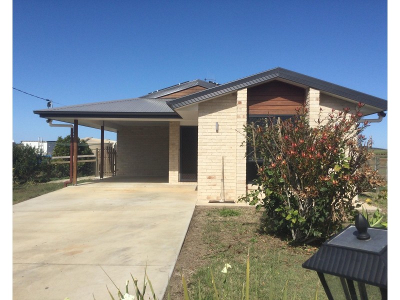 6 Church Street, Horton QLD 4660