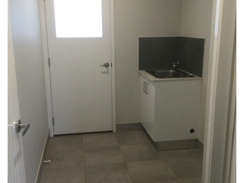 6 Church Street, Horton QLD 4660