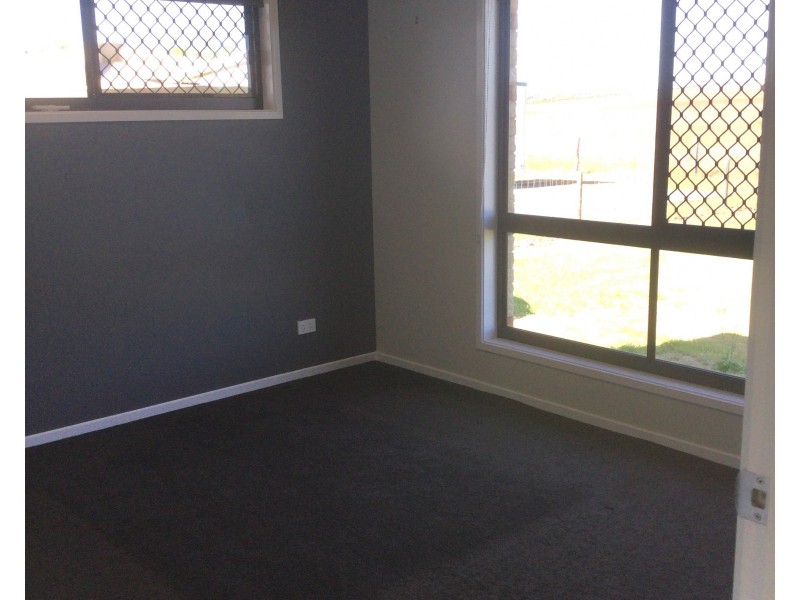 6 Church Street, Horton QLD 4660