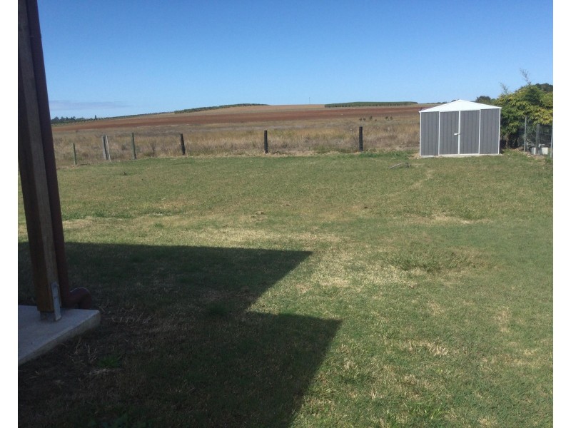 6 Church Street, Horton QLD 4660