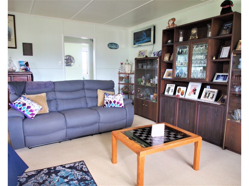 6 CEVN STREET, Childers QLD 4660