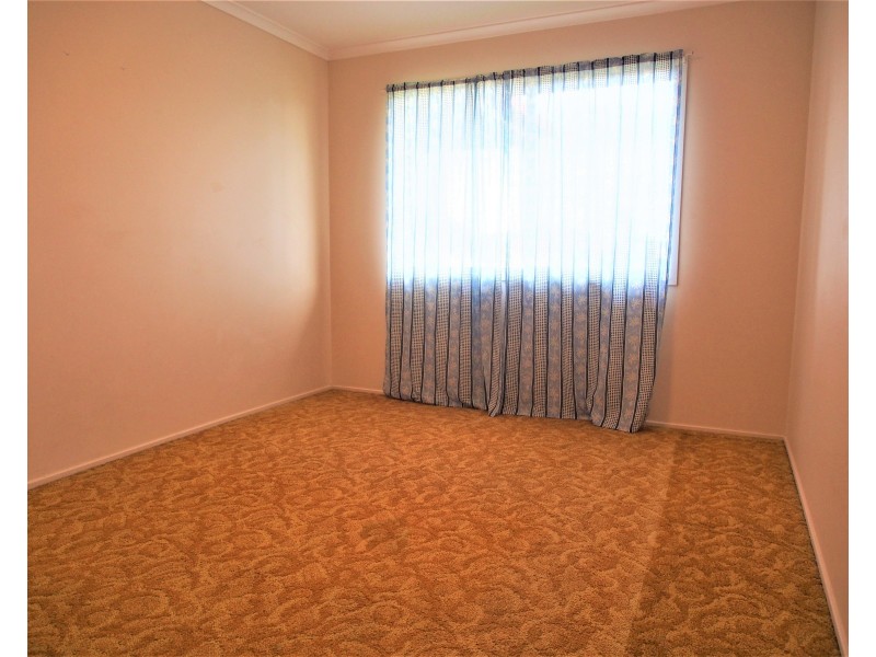 121 CHURCHILL STREET, Childers QLD 4660