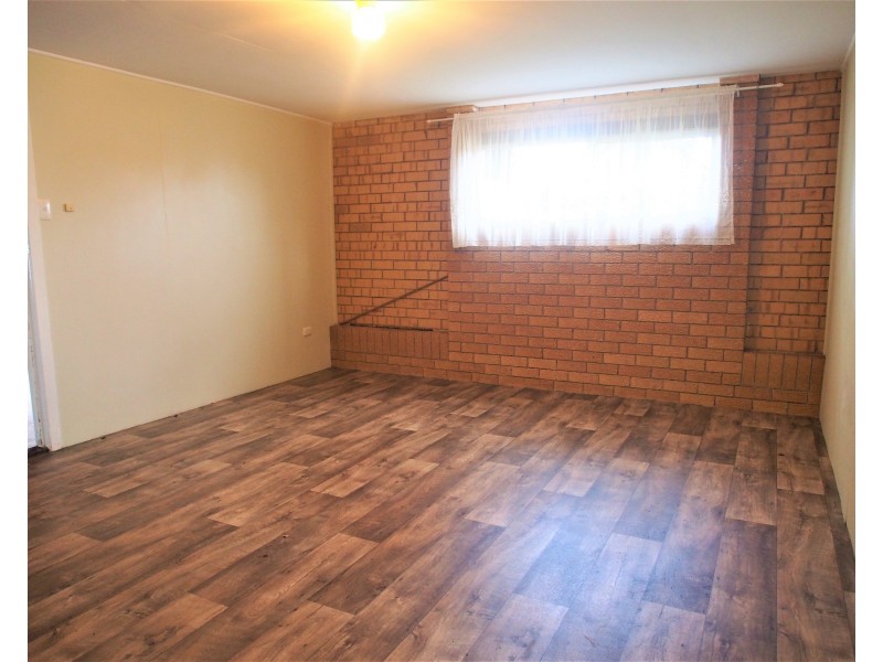 121 CHURCHILL STREET, Childers QLD 4660