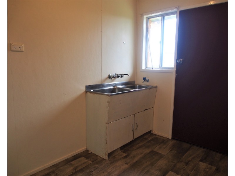 121 CHURCHILL STREET, Childers QLD 4660