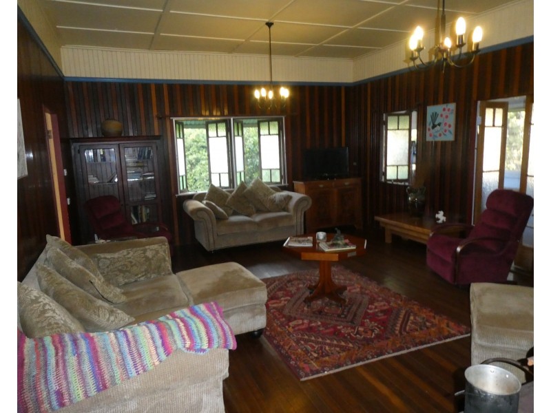 43 Cockings Road, Coalstoun Lakes QLD 4621