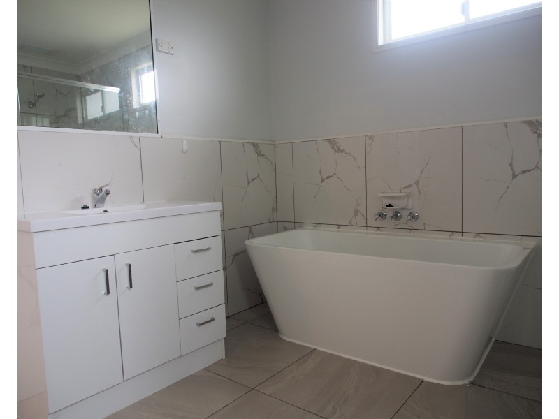 10 MORTON CLOSE, Apple Tree Creek QLD 4660