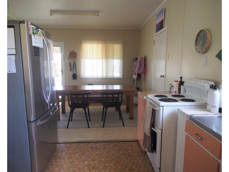 40 WALSH STREET, Biggenden QLD 4621