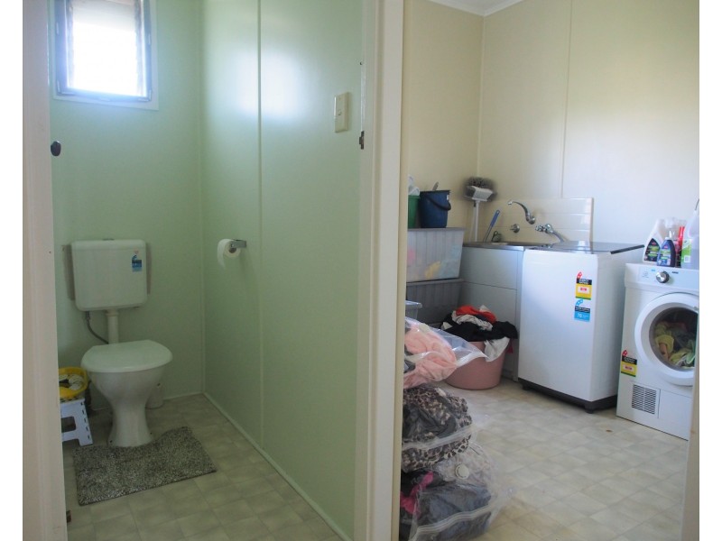 40 WALSH STREET, Biggenden QLD 4621