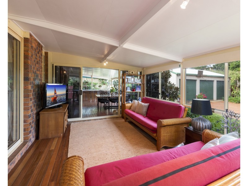 5 ELIZABETH STREET, Childers QLD 4660