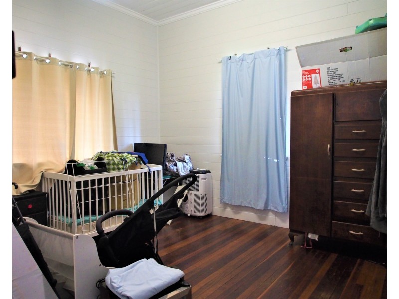 5 WEST STREET, Childers QLD 4660