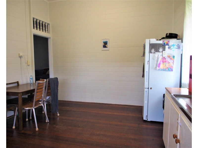 5 WEST STREET, Childers QLD 4660