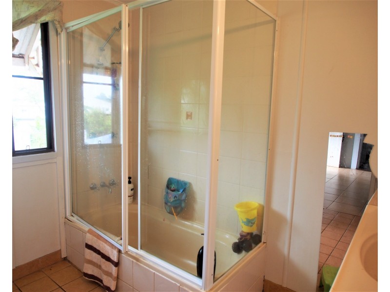 5 WEST STREET, Childers QLD 4660